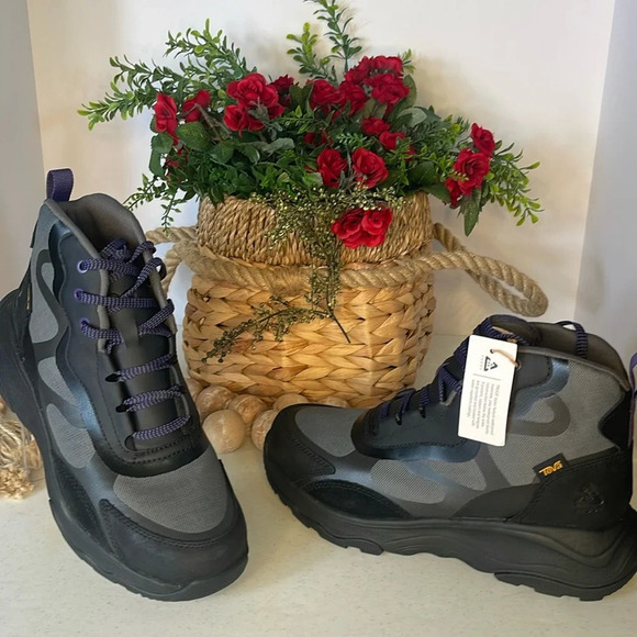 Teva W Geotrecca RP Black Grey Purple Women Outdoors Trail Shoes Sz 8.5 - Picture 4 of 12